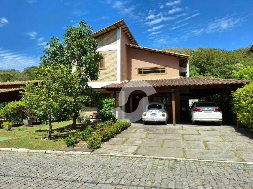 Casa à venda com 4 quartos, 230m² - Itaipu,Niterói