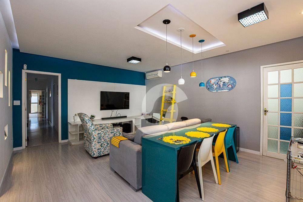 Casa à venda com 4 quartos, 173m² - Piratininga,Niterói