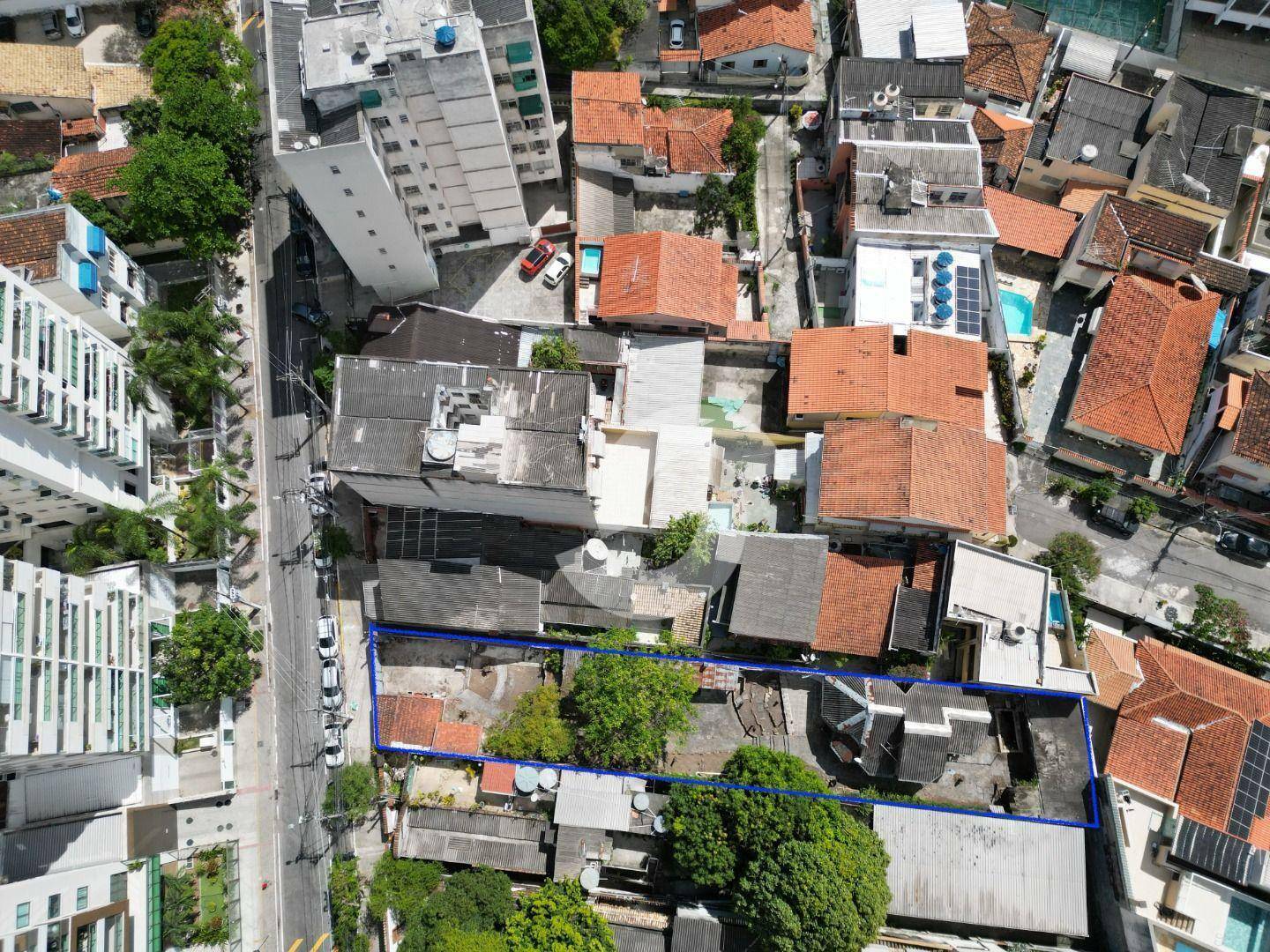 Casa à venda com 3 quartos, 123m² - Santa Rosa,Niterói