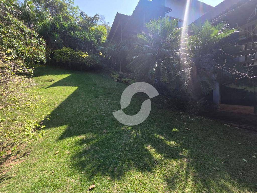 Casa à venda com 3 quartos, 520m² - Engenho do Mato,Niterói