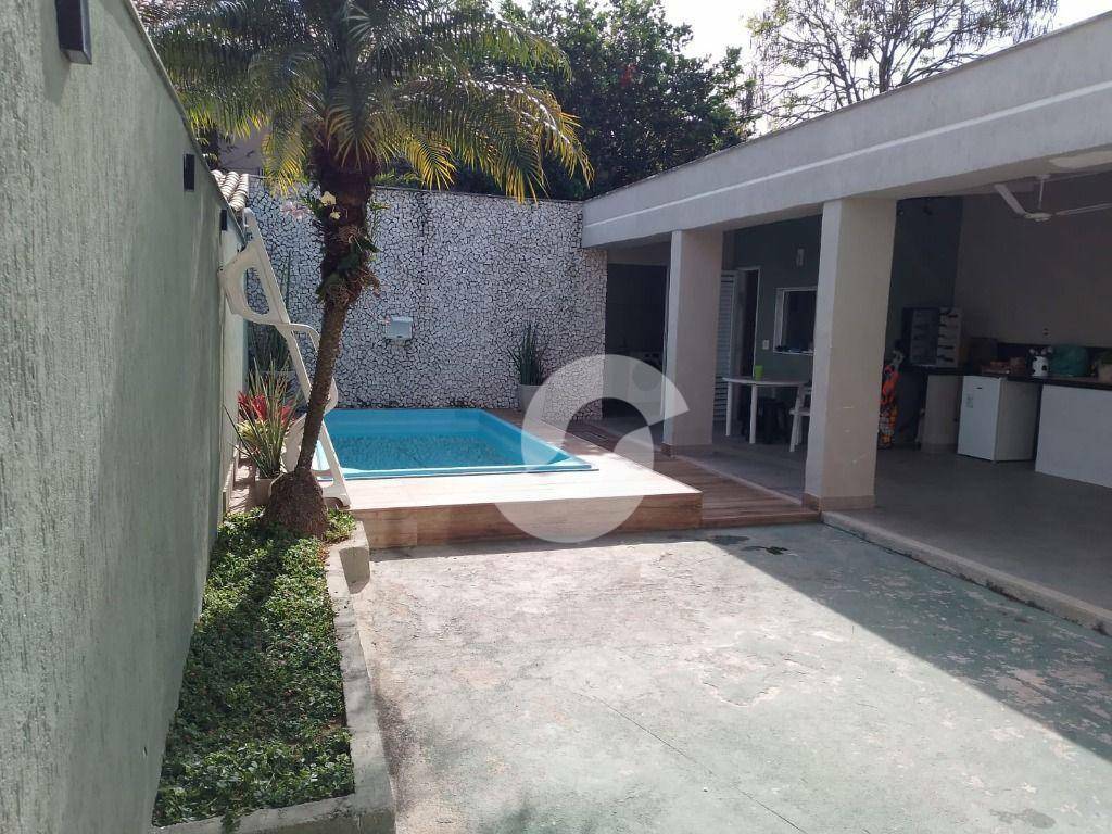  - Casa com 4 dormitórios à venda, 250 m² por R$ 1.300.000,00 - Itacoatiara - Niterói/RJ