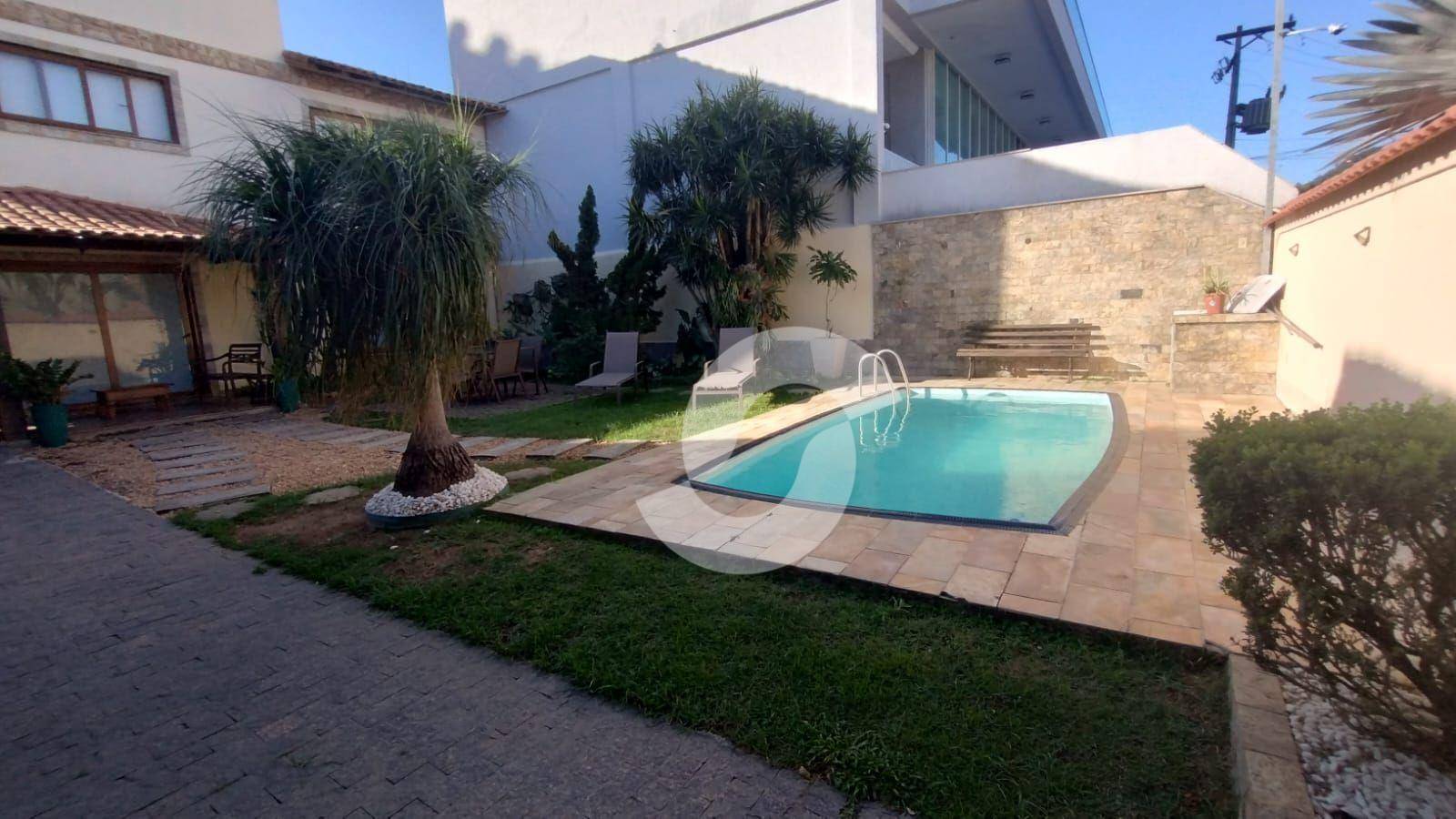 Casa à venda com 4 quartos, 160m² - Piratininga,Niterói