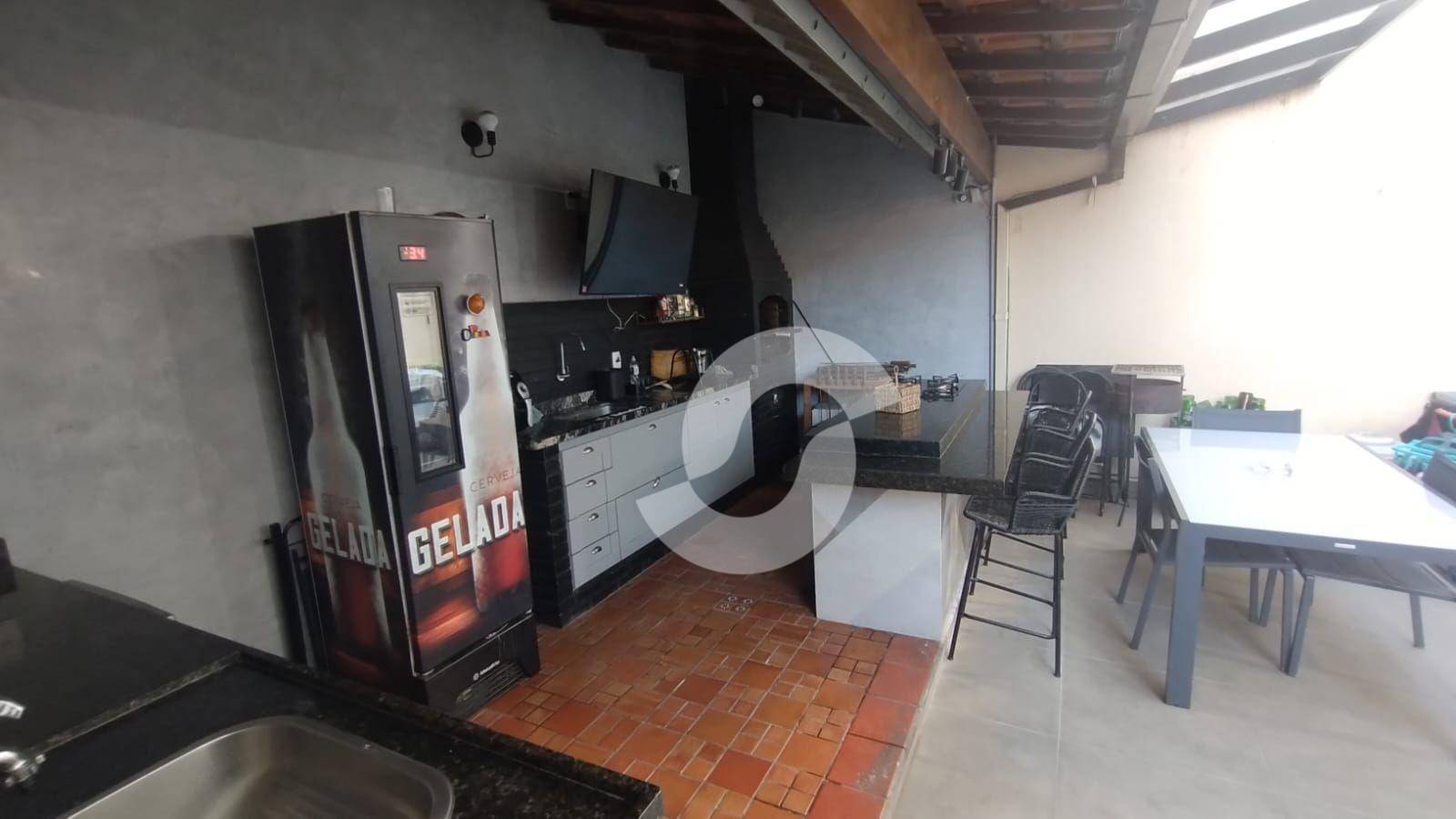  - EXCELETNTE CASA EM PIRATININGA