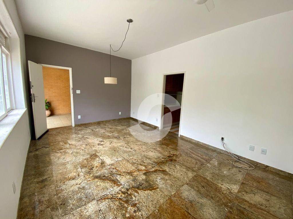 Casa à venda com 4 quartos, 210m² - Santa Rosa,Niterói
