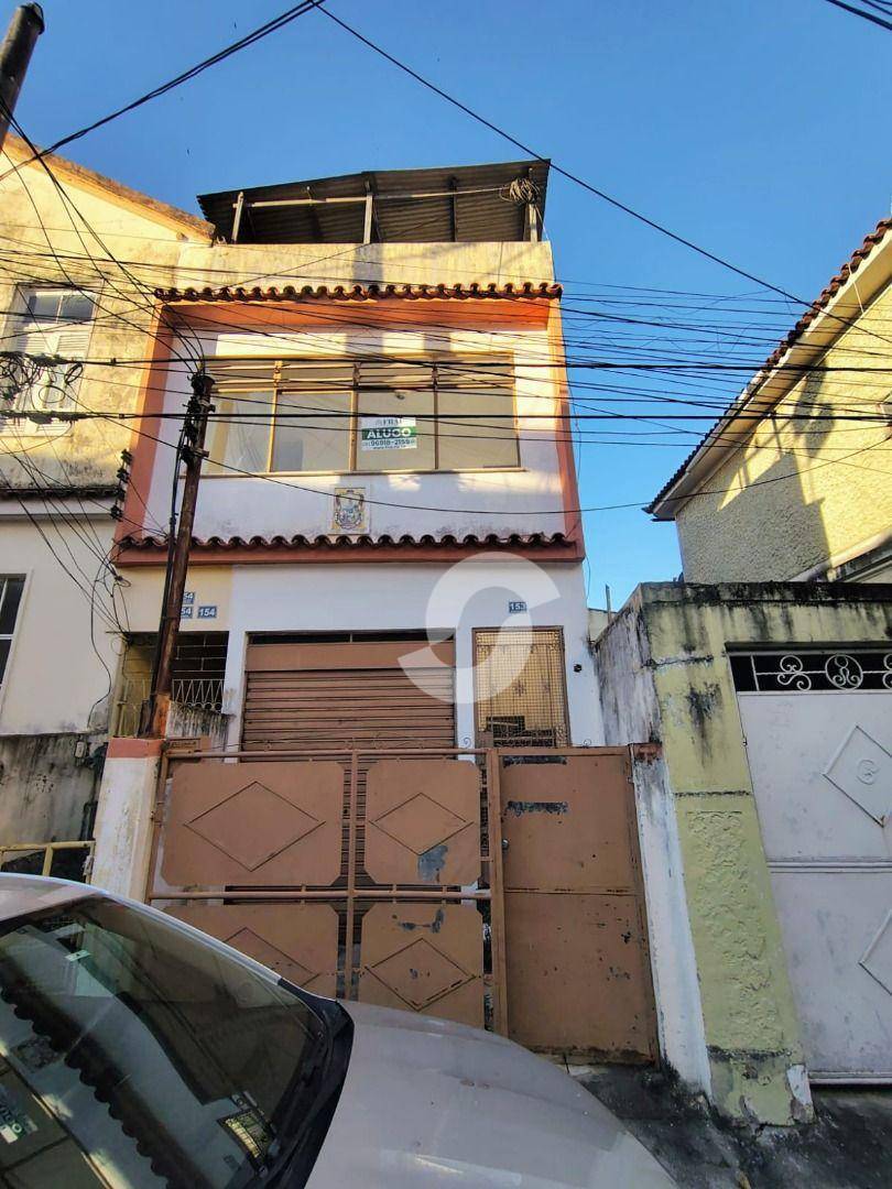 Casa à venda com 9 quartos, 400m² - Ponta D Areia,Niterói