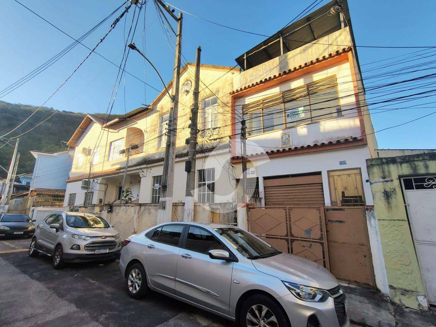 Casa à venda com 9 quartos, 400m² - Ponta D Areia,Niterói