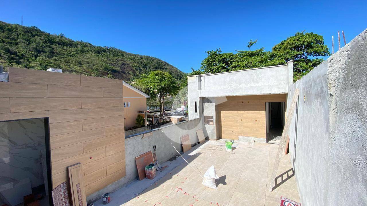 Casa à venda com 3 quartos, 200m² - São Francisco,Niterói