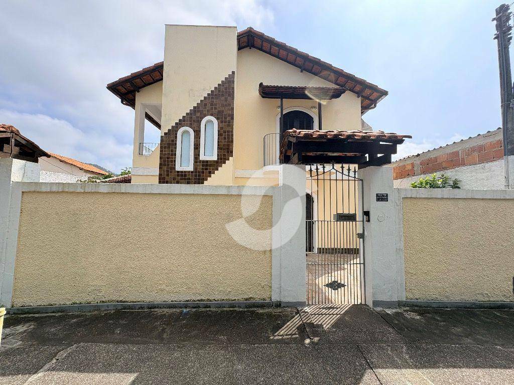 Casa à venda com 3 quartos, 170m² - Maravista,Niterói