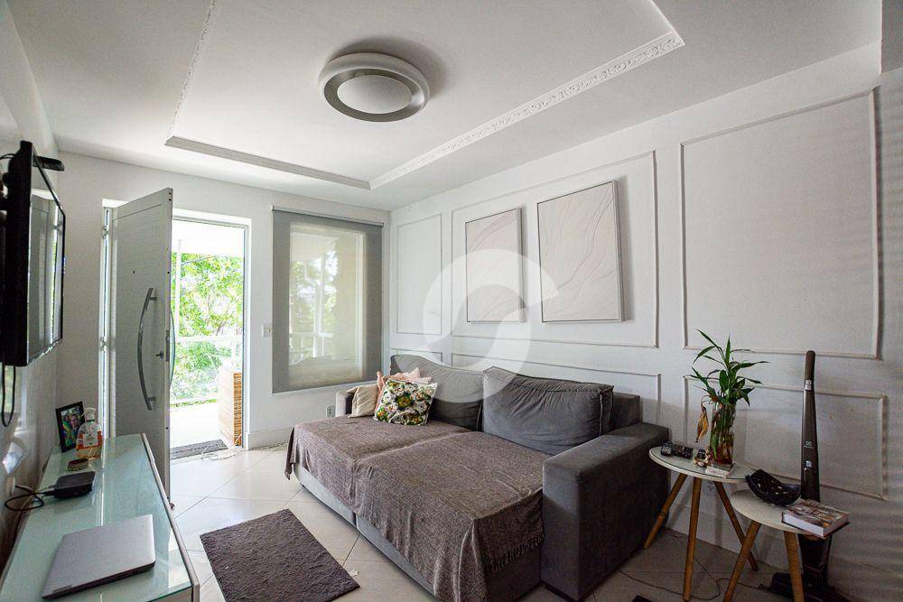 Casa à venda com 4 quartos, 220m² - Piratininga,Niterói