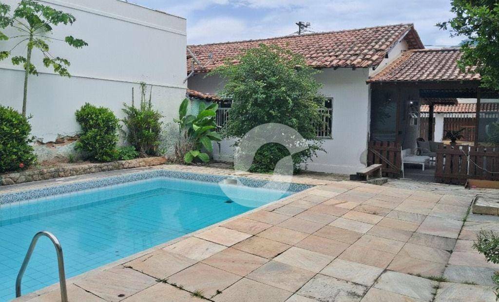 Casa à venda com 3 quartos, 146m² - Maravista,Niterói