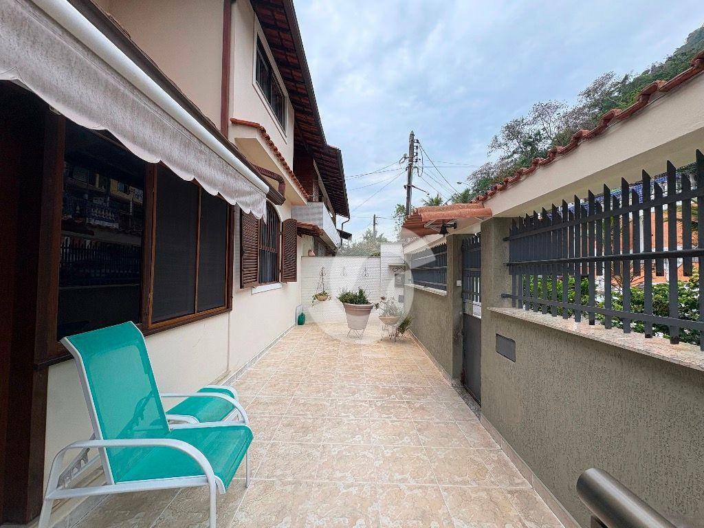  - Casa à venda, 160 m² por R$ 850.000,00 - Itaipu - Niterói/RJ