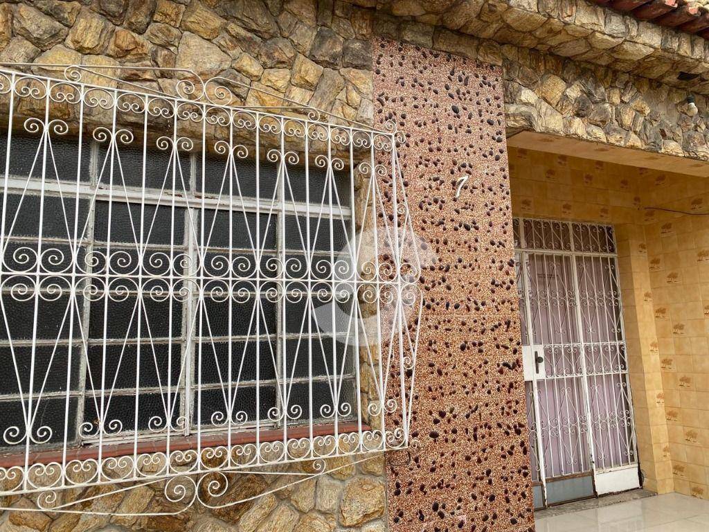 Casa à venda com 4 quartos, 80m² - Barreto,Niterói