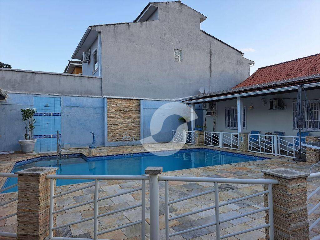 Casa à venda com 3 quartos, 220m² - Serra Grande,Niterói