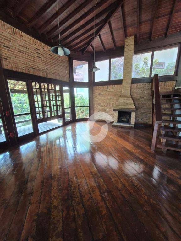 Casa à venda com 3 quartos, 326m² - Vila Progresso,Niterói