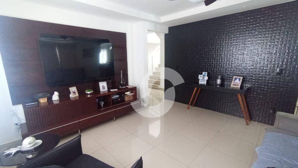 Casa à venda com 4 quartos, 278m² - Piratininga,Niterói