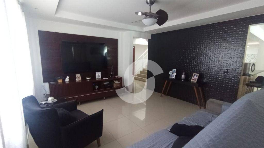 Casa à venda com 4 quartos, 278m² - Piratininga,Niterói