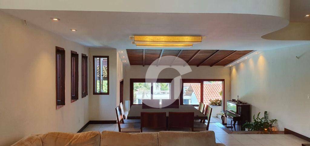 Casa à venda com 5 quartos, 317m² - Engenho do Mato,Niterói