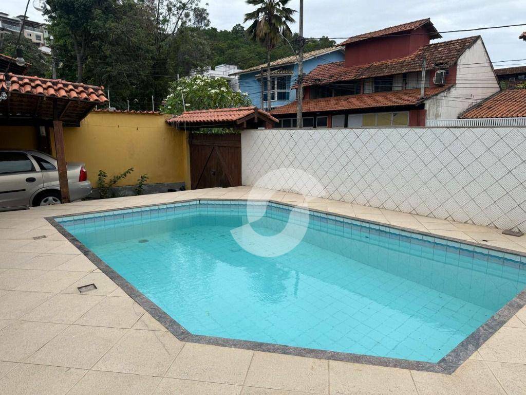 Casa à venda com 3 quartos, 184m² - Santo Antônio,Niterói