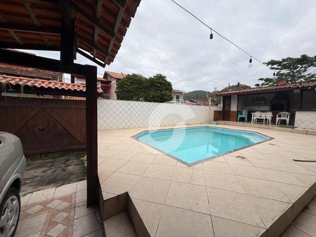 Casa à venda com 3 quartos, 184m² - Santo Antônio,Niterói