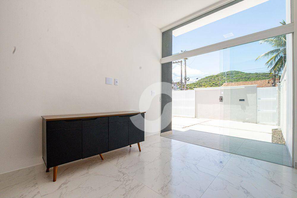 Casa à venda com 3 quartos, 82m² - Piratininga,Niterói