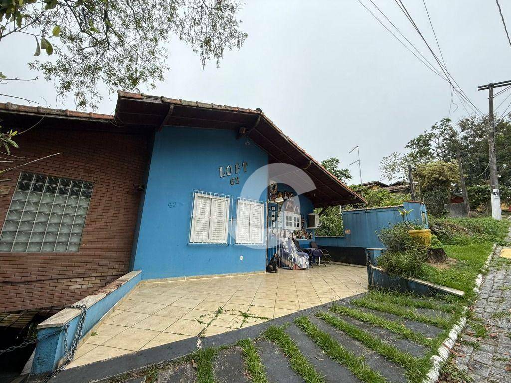 Casa à venda com 2 quartos, 281m² - Sape,Niterói