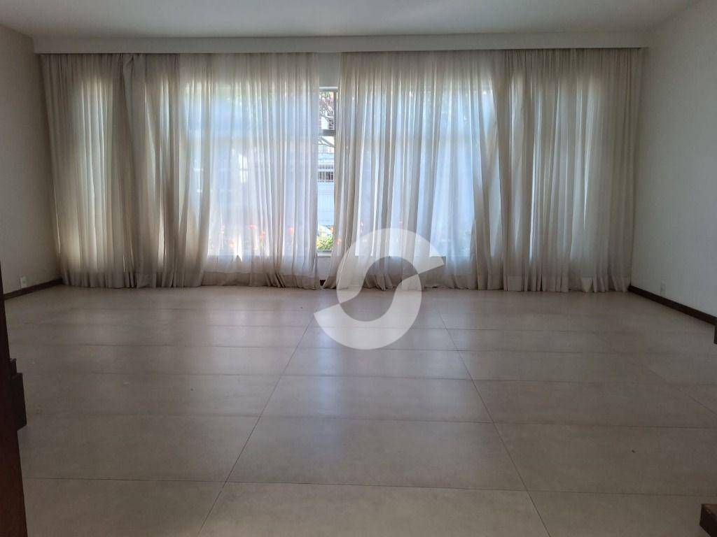 Casa à venda com 6 quartos, 324m² - São Francisco,Niterói