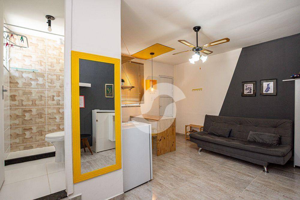Casa à venda com 3 quartos, 150m² - Santa Rosa,Niterói