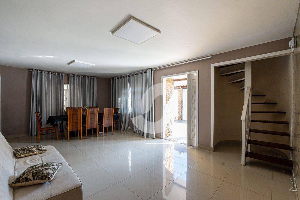 Casa à venda com 4 quartos, 128m² - Piratininga,Niterói