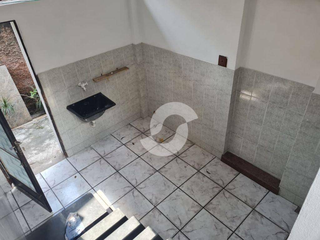 Casa à venda com 2 quartos, 106m² - Fonseca,Niterói