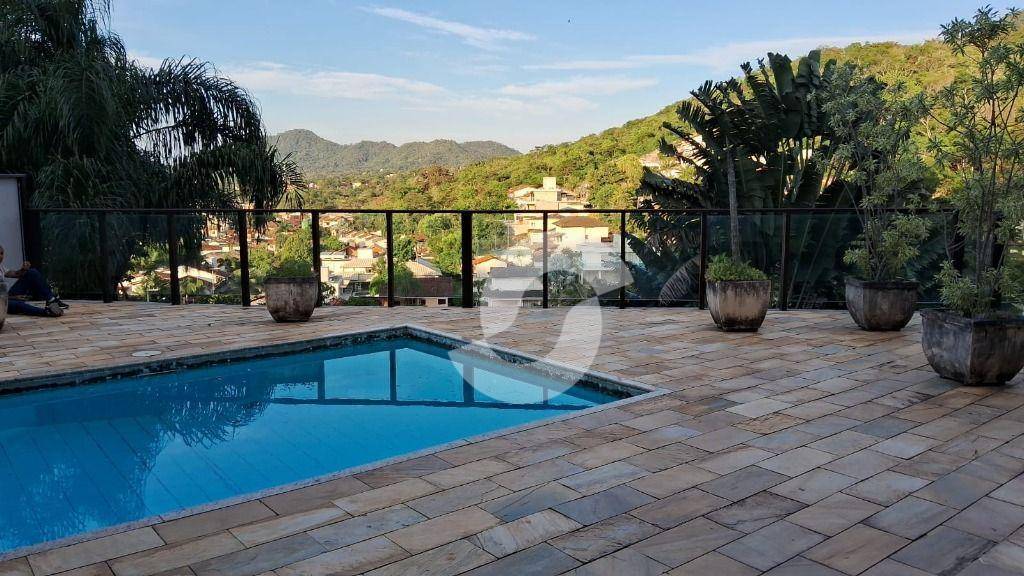 Casa à venda com 4 quartos, 440m² - Engenho do Mato,Niterói