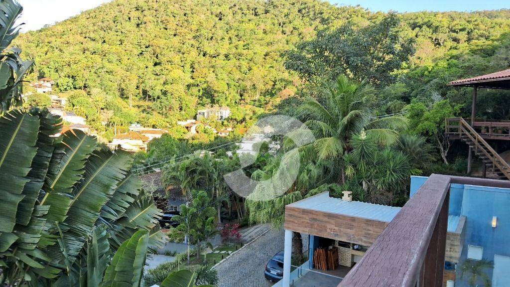 Casa à venda com 4 quartos, 440m² - Engenho do Mato,Niterói