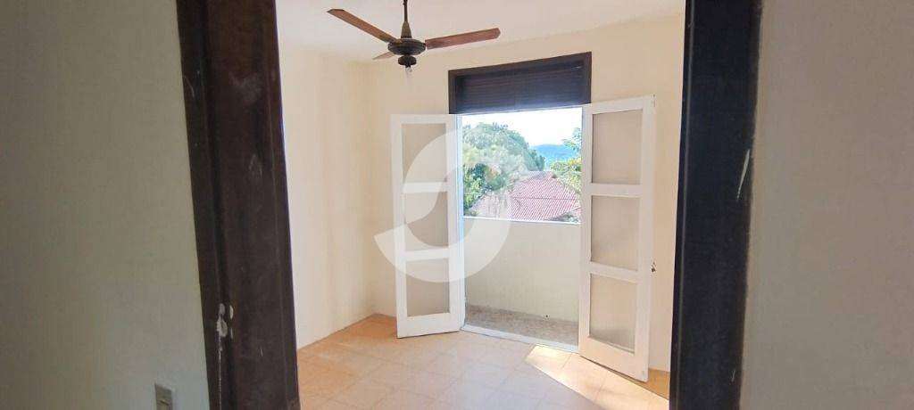 Casa à venda com 3 quartos, 128m² - Itaipu,Niterói