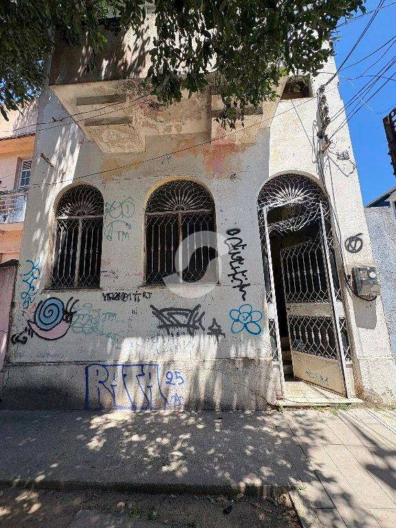 Casa à venda com 5 quartos, 500m² - São Domingos,Niterói