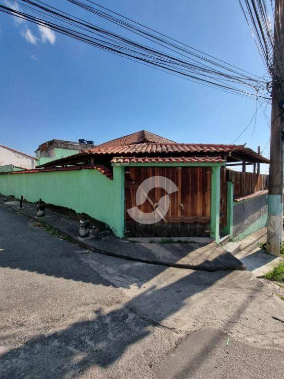 Casa à venda com 3 quartos, 420m² - Barreto,Niterói