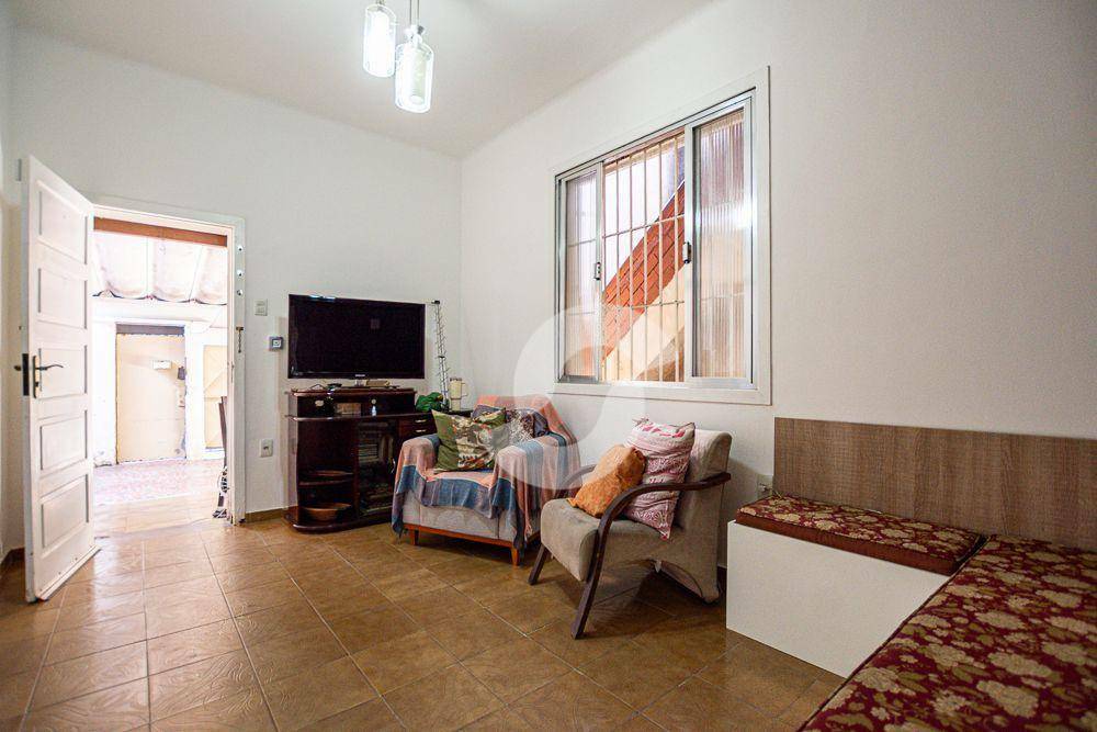Casa à venda com 5 quartos, 80m² - São Lourenço,Niterói
