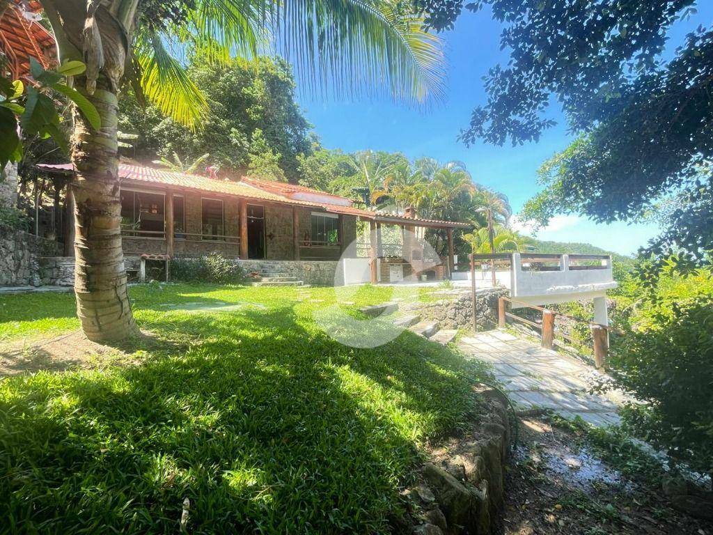 Casa à venda com 5 quartos, 314m² - Itacoatiara,Niterói