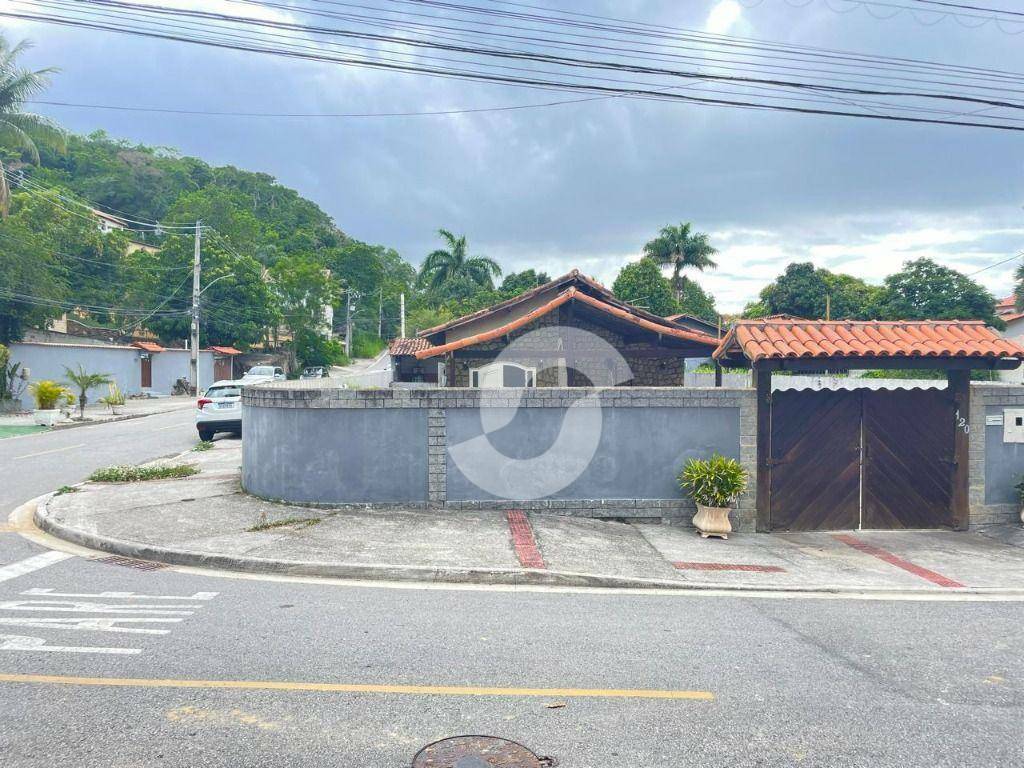 Casa à venda com 4 quartos, 360m² - Santo Antônio,Niterói