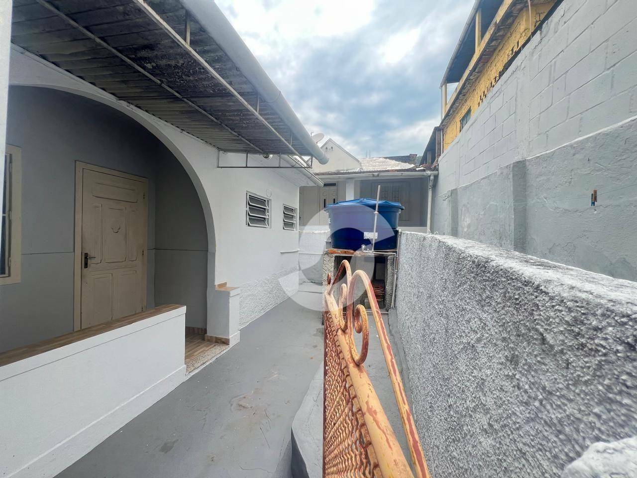 Casa à venda com 5 quartos, 200m² - Fonseca,Niterói