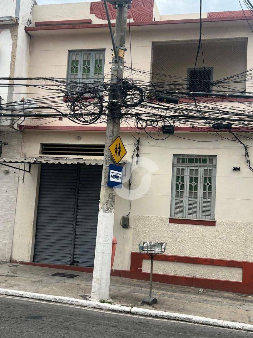 Casa à venda com 5 quartos, 200m² - Fonseca,Niterói
