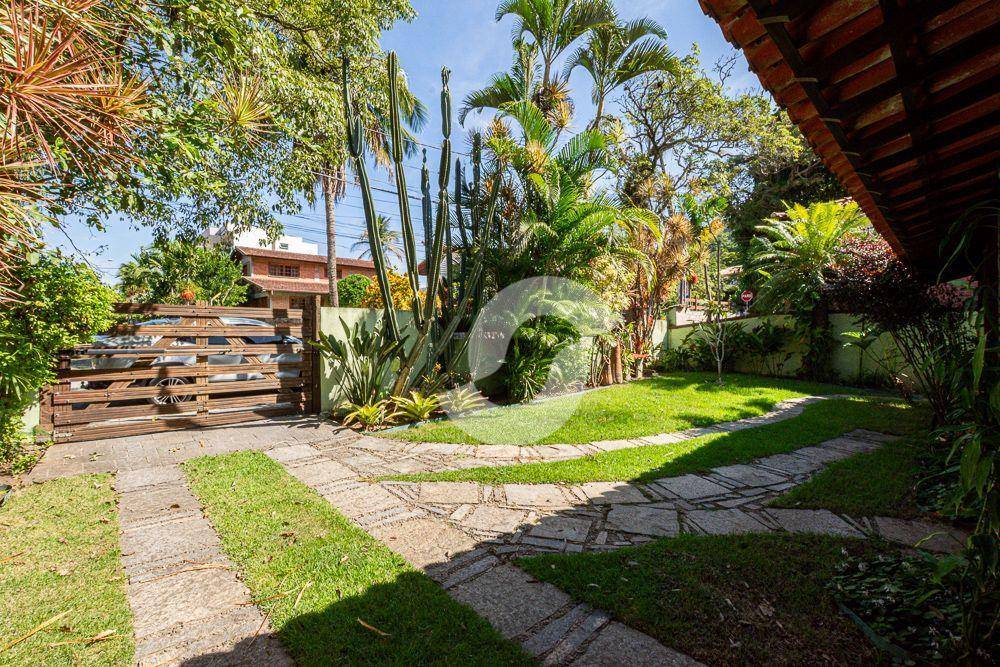 Casa à venda com 5 quartos, 200m² - Itacoatiara,Niterói