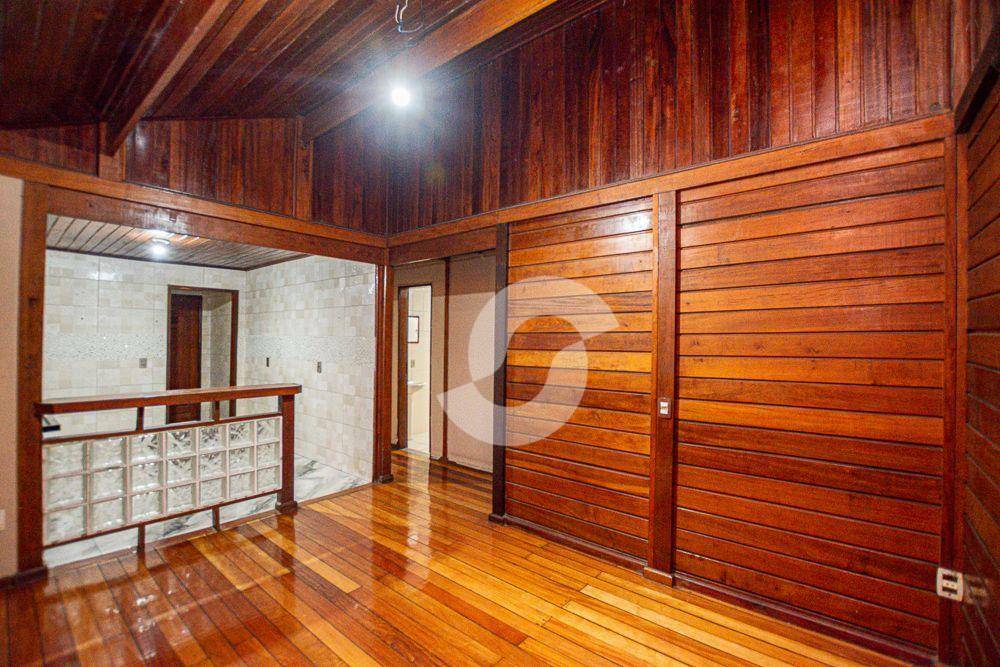 Casa à venda com 4 quartos, 472m² - Sape,Niterói