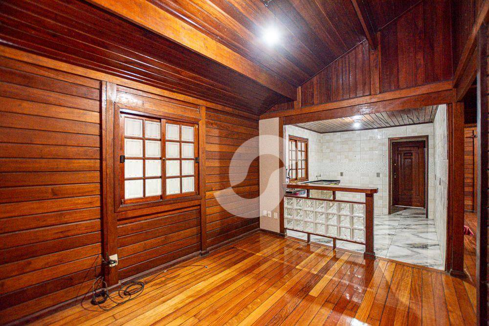 Casa à venda com 4 quartos, 472m² - Sape,Niterói