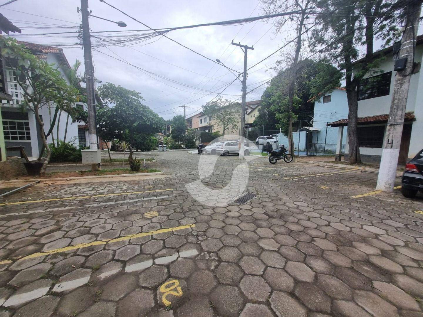 Casa à venda com 2 quartos, 95m² - Sape,Niterói