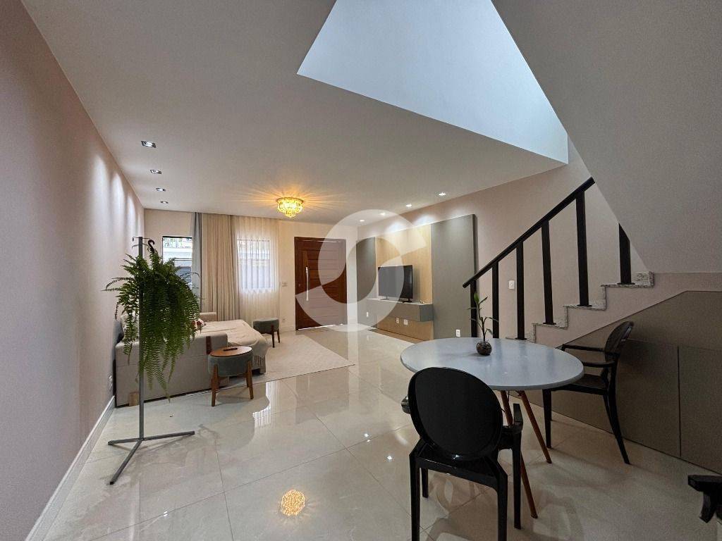Casa à venda com 3 quartos, 161m² - Cafubá,Niterói