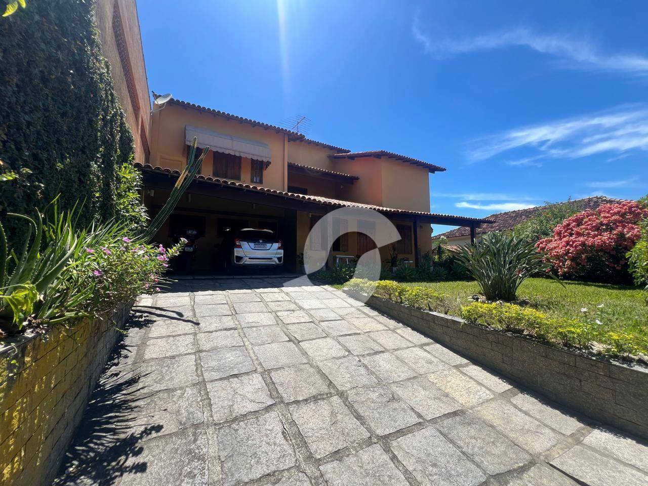 Casa à venda com 4 quartos, 331m² - Fonseca,Niterói