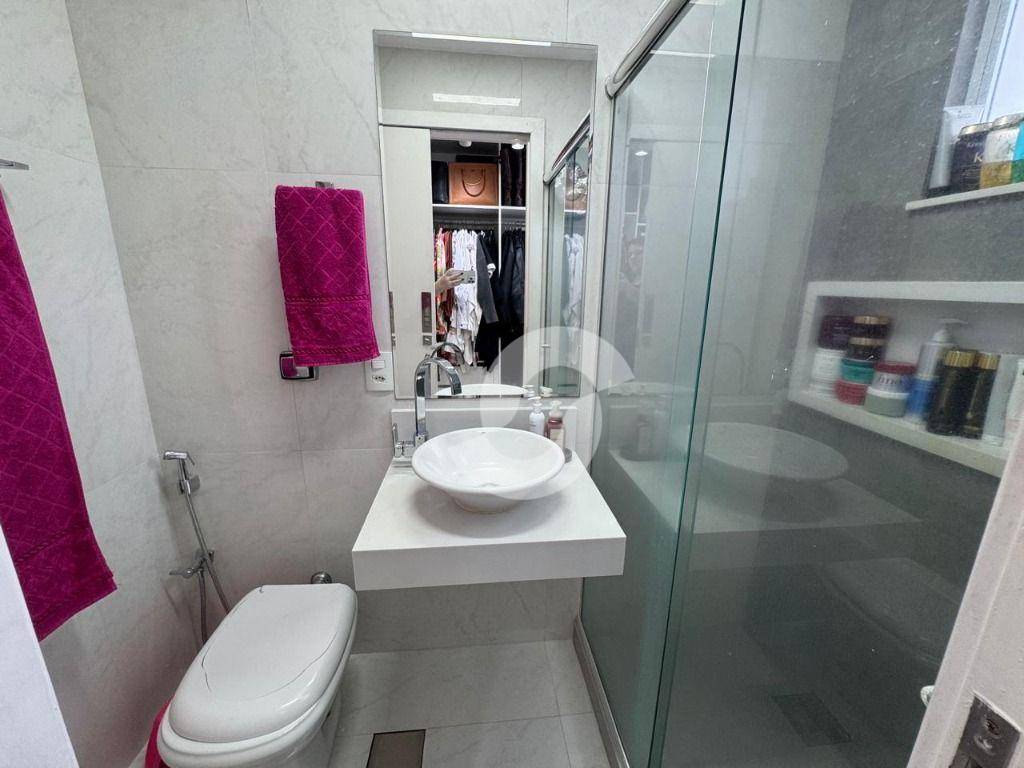 Casa à venda com 3 quartos, 340m² - Várzea das Moças,Niterói