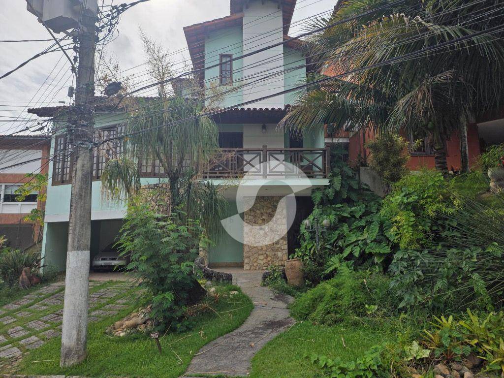 Casa à venda com 3 quartos, 350m² - Sape,Niterói