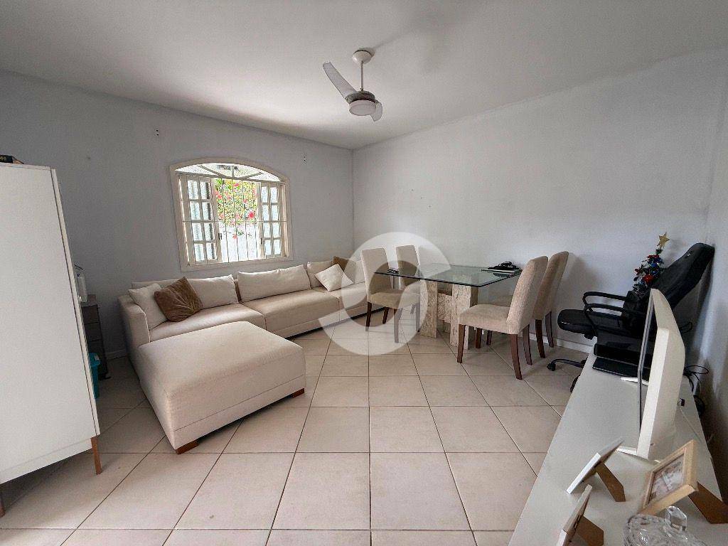 Casa à venda com 2 quartos, 68m² - Serra Grande,Niterói