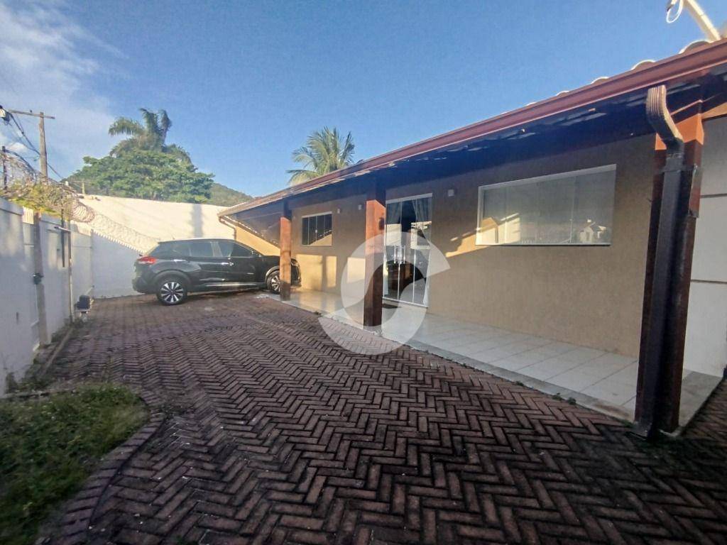 Casa à venda com 3 quartos, 244m² - Piratininga,Niterói