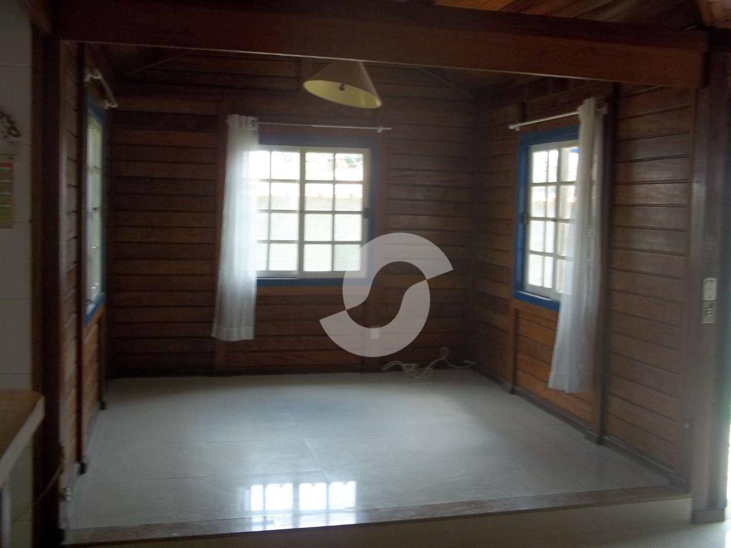 Casa à venda com 2 quartos, 110m² - Piratininga,Niterói